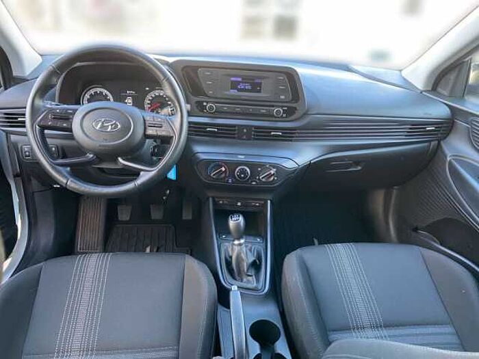 Hyundai BAYON 1.2 Select+Winterpaket+Einparkhilfe+EU FZG