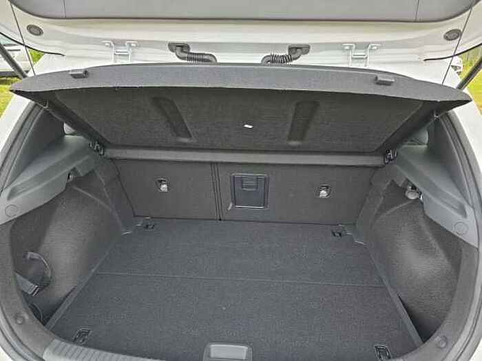 Hyundai i30 1.0 T-GDI DCT Connect & Go+LED+Navi+EPH v+h