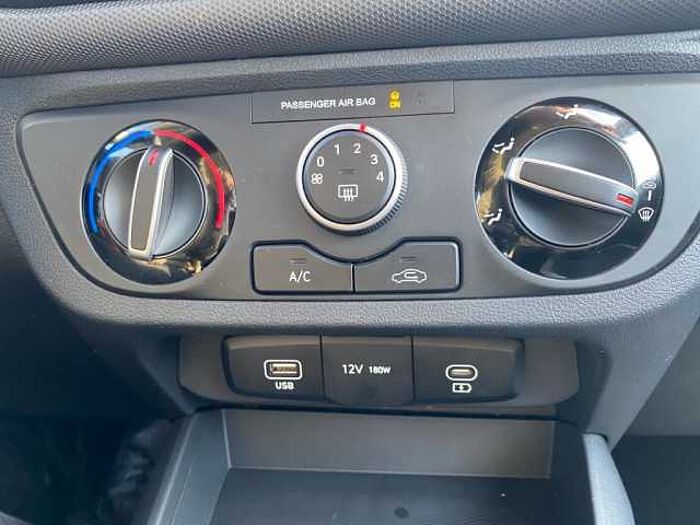 Hyundai i10 1.0 Select (AC3)