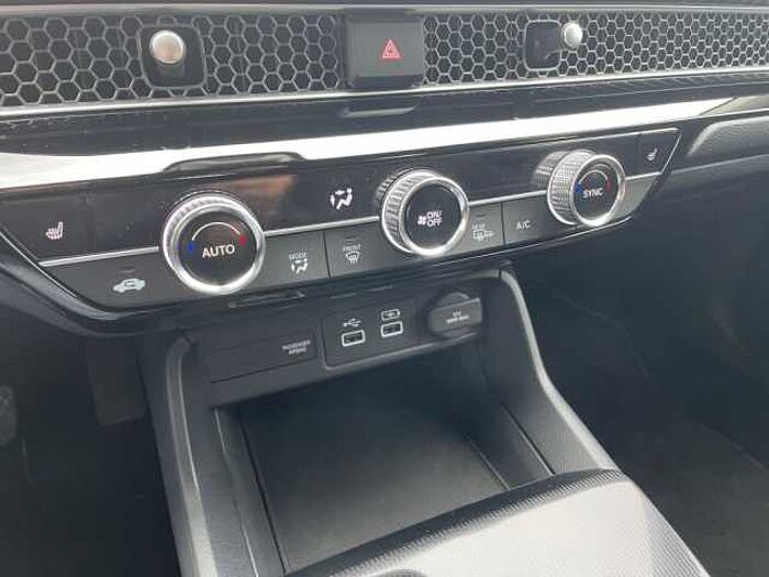 Honda Civic e:HEV 2.0 i-MMD Hybrid Elegance Dienstwagen