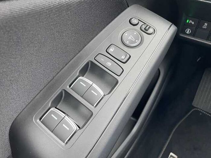 Honda Civic e:HEV 2.0 i-MMD Hybrid Elegance Dienstwagen