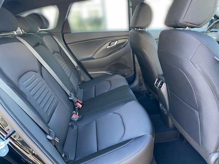 Hyundai i30 Kombi 1.0 T-GDI Advantage (PD)