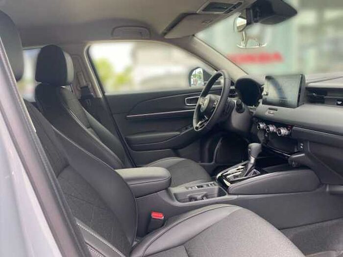 Honda HR-V e:HEV 1.5 i-MMD Hybrid Advance + Dienstwagen