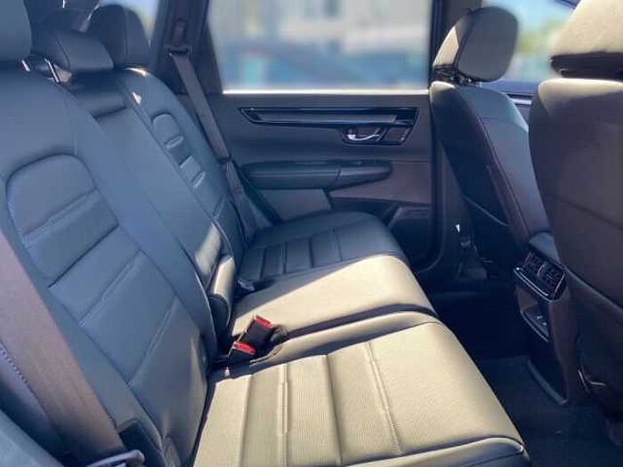 Honda CR-V e: PHEV 2.0 i-MMD Hybrid 2WD Advance Tech (RS)