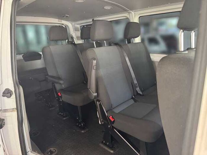 Volkswagen T6 DSG Lang +9Sitzer+AHK+Standh.+WR+Navi+Trittstufe Transporter