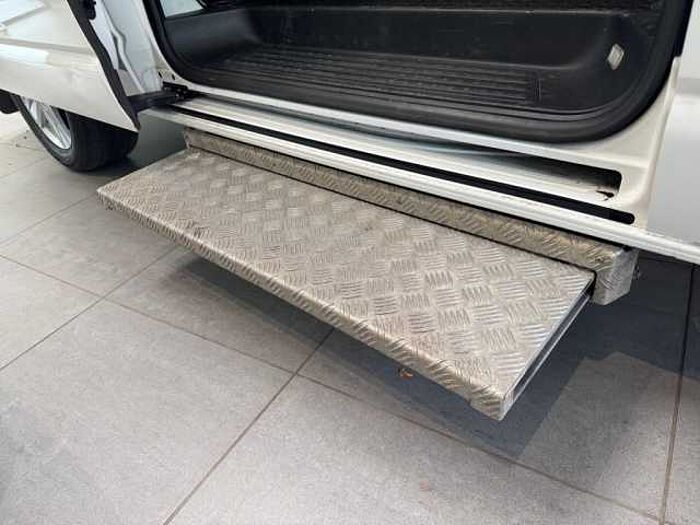 Volkswagen T6 DSG Lang +9Sitzer+AHK+Standh.+WR+Navi+Trittstufe Transporter