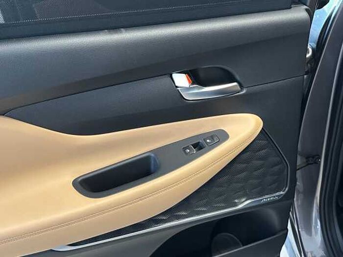 Hyundai SANTA FE 1.6 Plugin-Hybrid Prime + Panoramadach+