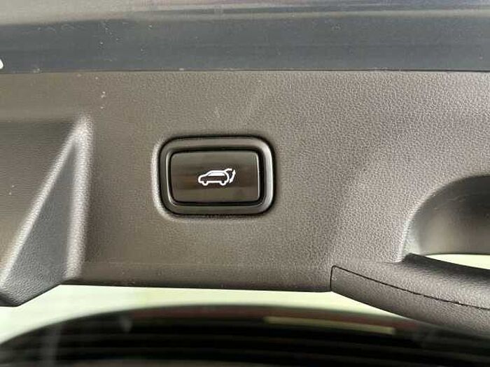 Hyundai Tucson 1.6 CRDi Trend +AHK+PANO+ ASS+ EL.HK