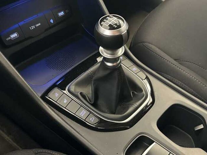 Hyundai Tucson 1.6 CRDi Trend +AHK+PANO+ ASS+ EL.HK