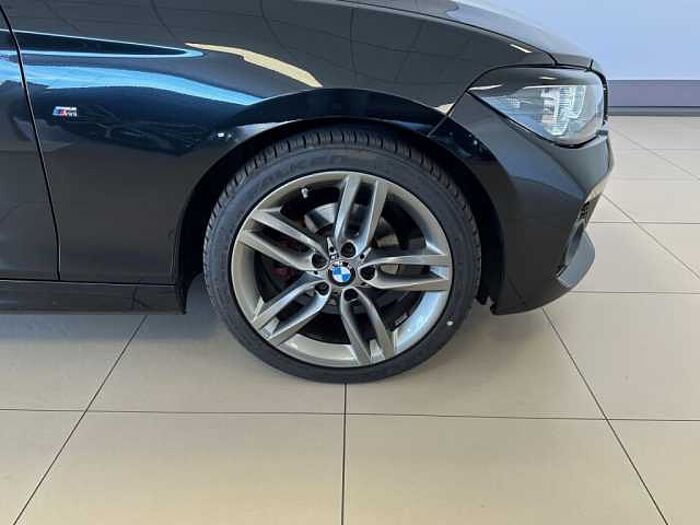 BMW 118i M Sport Shadow Line + LED + Business Paket 1er