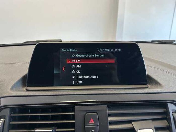 BMW 118i M Sport Shadow Line + LED + Business Paket 1er