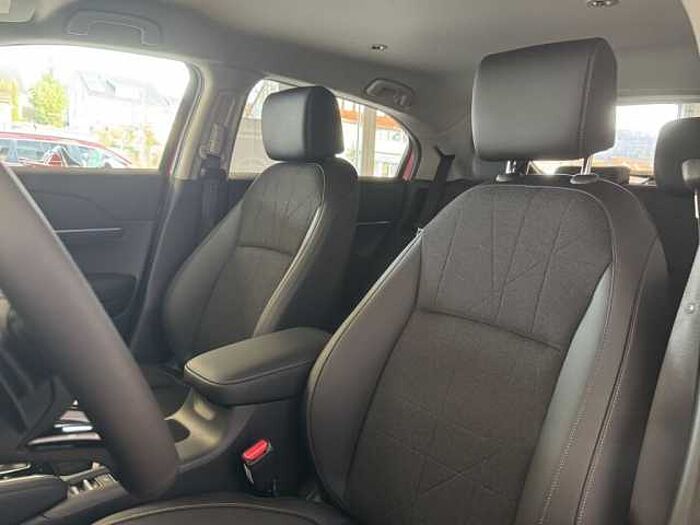 Honda HR-V e: HEV 1.5 i-MMD Hybrid Advance *Carplay*