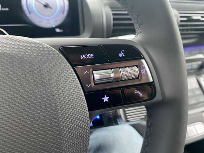 Hyundai INSTER 49kWh Cross *Effizienz-Paket*