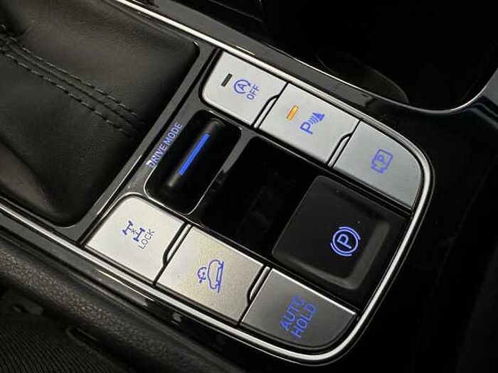 Hyundai TUCSON 1.6 T-GDi 48V 4WD DCT Trend+AHK+Panoama+