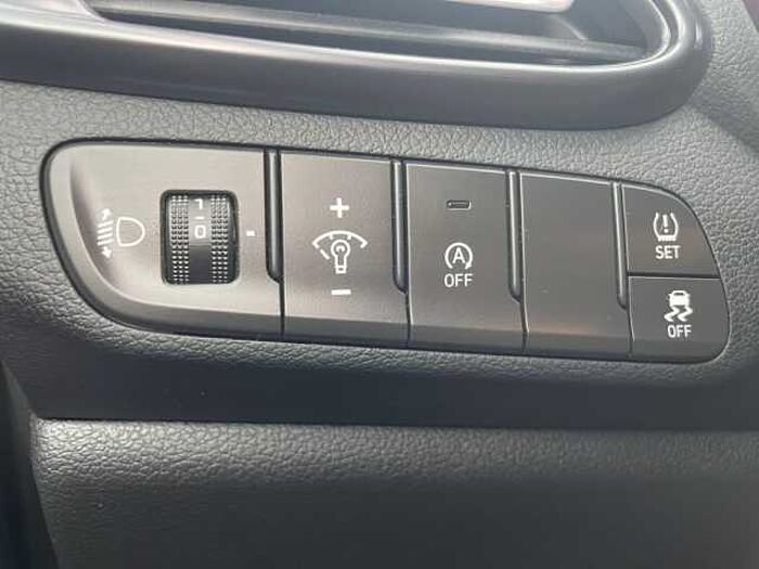 Hyundai i30 Kombi 1.5 48V DCT N-Line*Pano*Navi,Komf.P.*