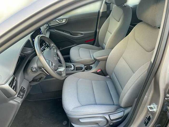 Hyundai IONIQ Plug-in-Hybrid 1.6 GDI Trend