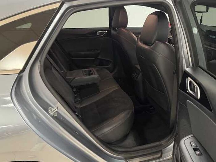 Kia ProCeed 1.6 T-GDI DCT7 OPF GT *Komfort+Navi Paket* Ceed