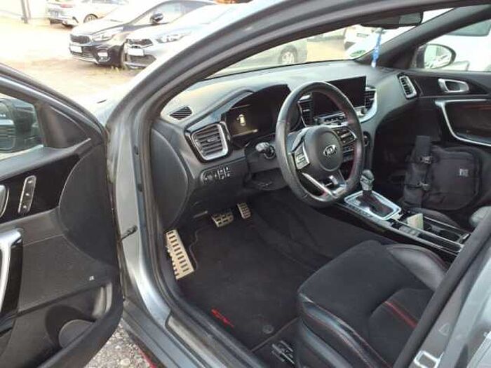 Kia ProCeed 1.6 T-GDI DCT7 OPF GT Ceed