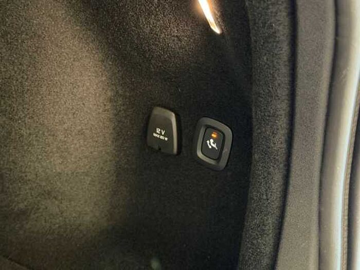 Volvo V60 T6 Plug-in Hybrid AWD Plus Dark +AHK+360°+WR