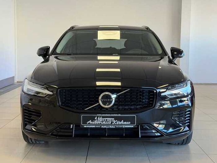 Volvo V60 T6 Plug-in Hybrid AWD Plus Dark +AHK+360°+WR