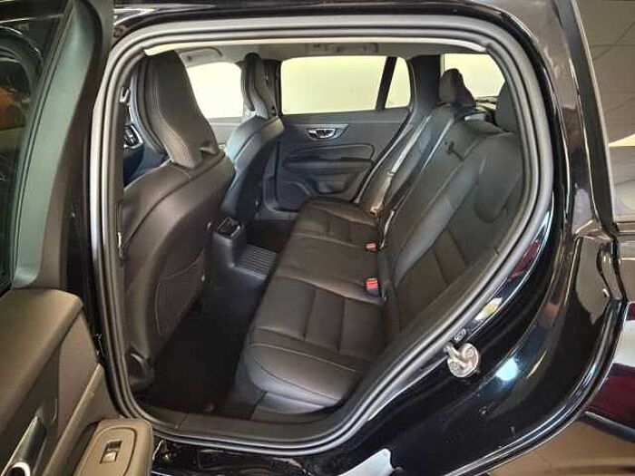 Volvo V60 T6 Plug-in Hybrid AWD Plus Dark +AHK+360°+WR