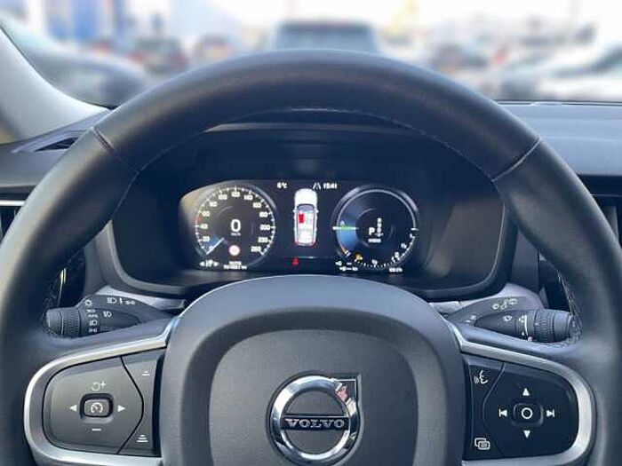 Volvo V60 T6 Recharge Inscription Expression +AHK+WR+