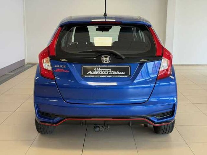 Honda Jazz 1.5 i-VTEC CVT Dynamic + AHK + WR +