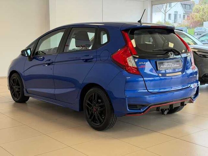 Honda Jazz 1.5 i-VTEC CVT Dynamic + AHK + WR +