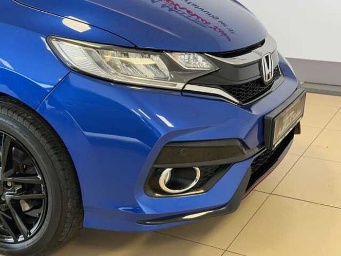 Honda Jazz 1.5 i-VTEC CVT Dynamic + AHK + WR +