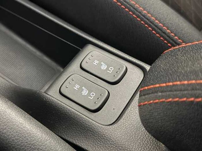 Honda Jazz 1.5 i-VTEC CVT Dynamic + AHK + WR +