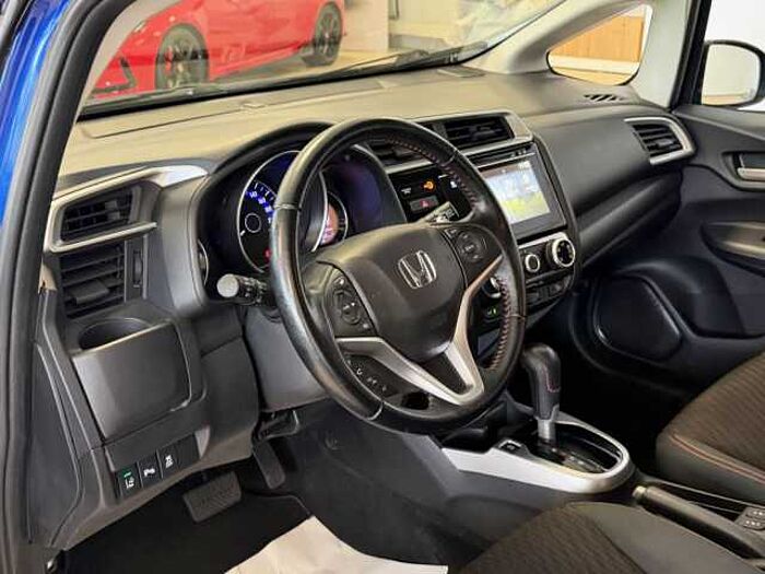 Honda Jazz 1.5 i-VTEC CVT Dynamic + AHK + WR +