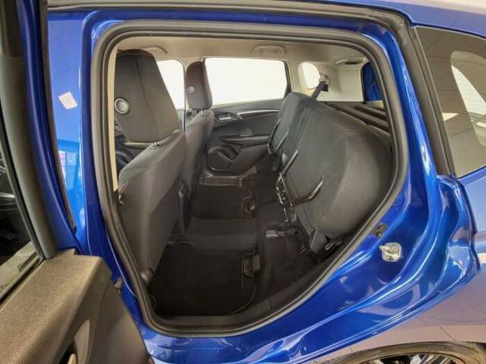 Honda Jazz 1.5 i-VTEC CVT Dynamic + AHK + WR +