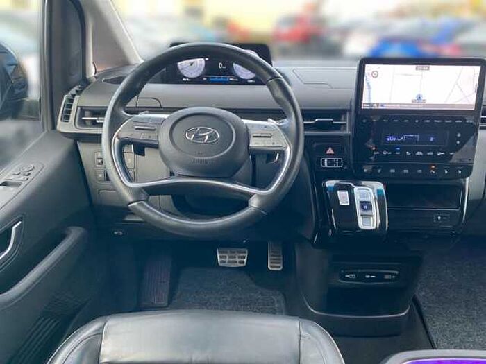 Hyundai STARIA 2.2 CRDi Allrad Signature*Totw. Schiebetür*