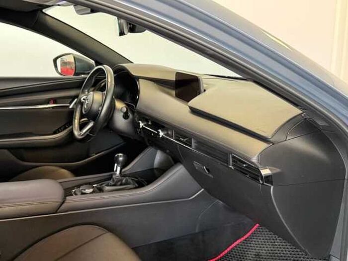 Mazda 3 SKYACTIV-G 2.0 +AHK+WR+Bose+360°Kamera+Matrix LED