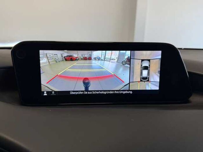 Mazda 3 SKYACTIV-G 2.0 +AHK+WR+Bose+360°Kamera+Matrix LED