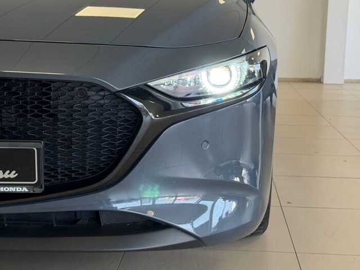 Mazda 3 SKYACTIV-G 2.0 +AHK+WR+Bose+360°Kamera+Matrix LED