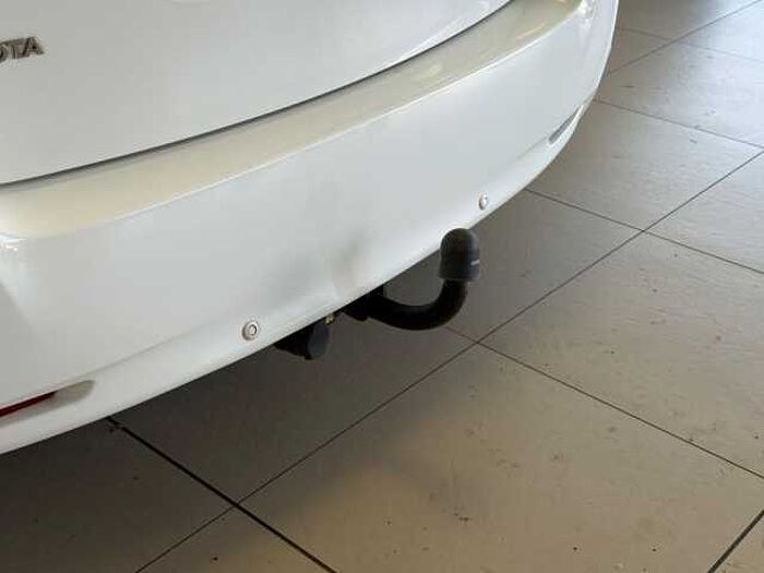 Toyota Verso 1.8 Travel + Garantie + AHK + Winterräder +