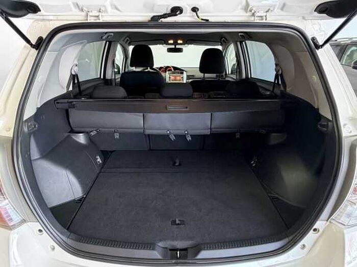 Toyota Verso 1.8 Travel + Garantie + AHK + Winterräder +