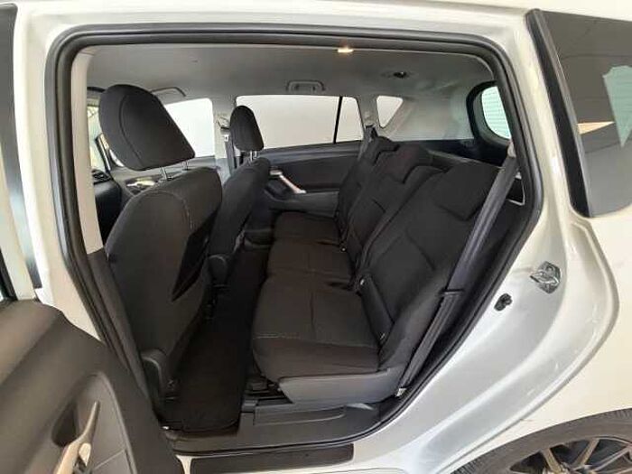 Toyota Verso 1.8 Travel + Garantie + AHK + Winterräder +