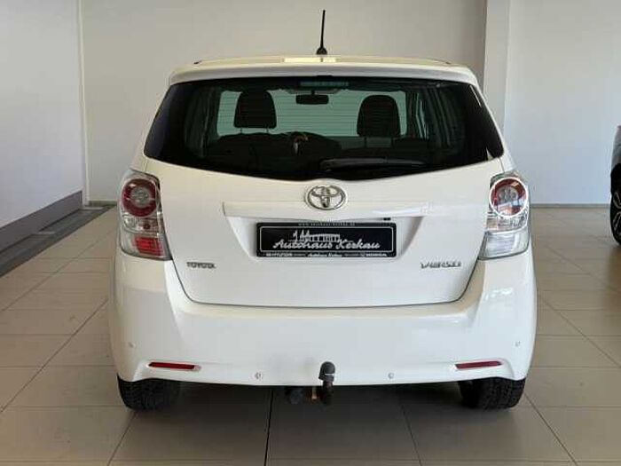 Toyota Verso 1.8 Travel + Garantie + AHK + Winterräder +