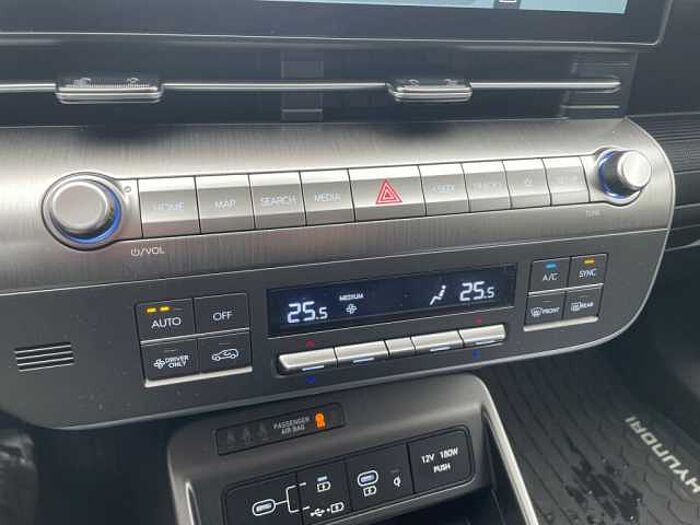 Hyundai KONA 1.6 GDI DCT Hybrid Prime + Leder Sitz-Paket