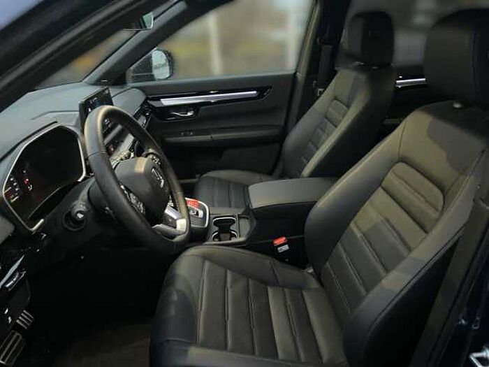 Honda CR-V e: PHEV 2.0 i-MMD Hybrid 2WD Advance Tech (RS)
