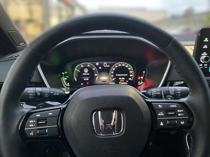 Honda CR-V e: PHEV 2.0 i-MMD Hybrid 2WD Advance Tech (RS)