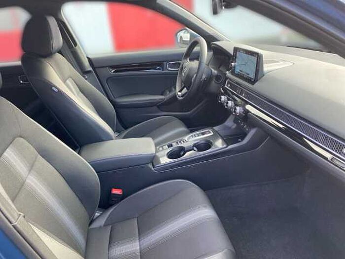 Honda Civic e: HEV 2.0 i-MMD Hybrid Sport (FE)