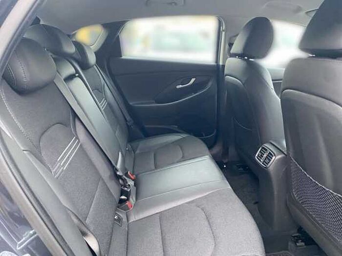 Hyundai i30 1.5 T-GDI Fastback 48V-Hybrid DCT Prime