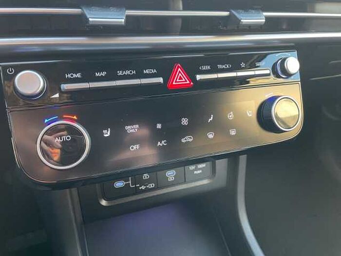 Hyundai TUCSON 1.6 T-GDi Plug-in-Hybrid 2WD Trend Matrix