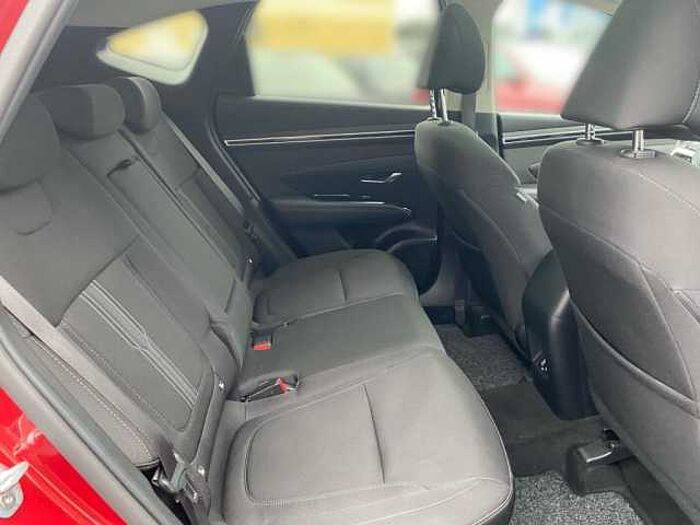 Hyundai TUCSON 1.6 CRDi 48V 4WD DCT Trend*Pano*ASS*Krell*