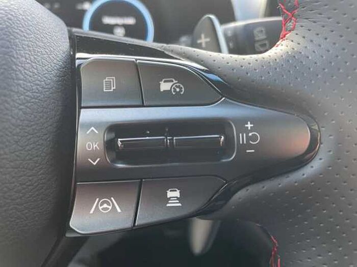 Hyundai i30 1.5 T-GDI 48V DCT N Line Sitz-P. +Pano