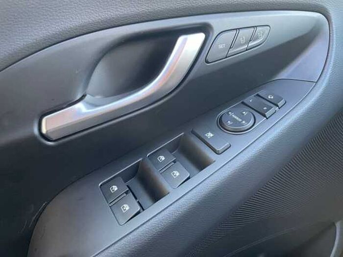 Hyundai i30 1.5 T-GDI 48V DCT N Line Sitz-P. +Pano