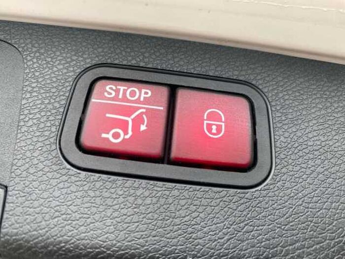 Mercedes-Benz E 400d T 9G *designo*Widescreen*Pano*HUD*Standhzg* E-Klasse